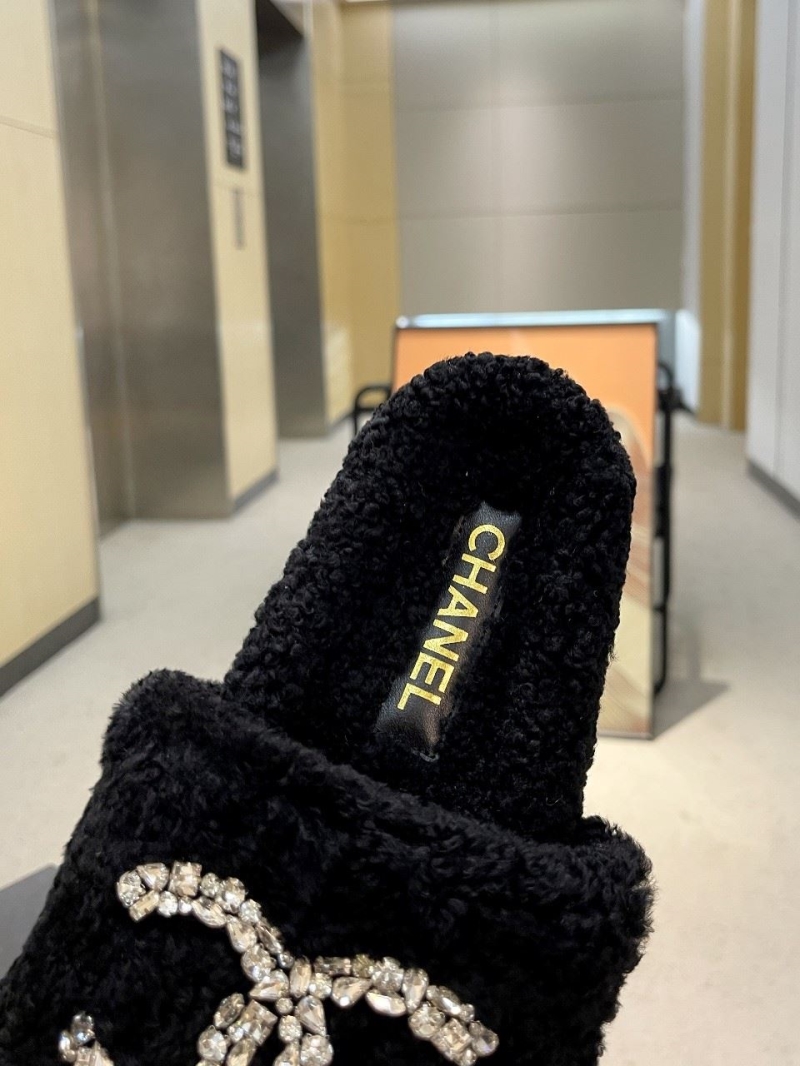 Chanel Slippers